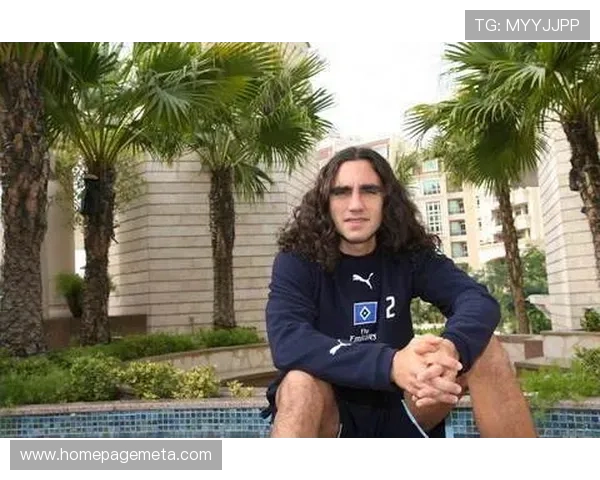 七里香足球球星退役原因解析及未来发展方向探讨